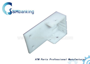 Orijinal NCR ATM Makine Parçaları Beyaz Plastik Takma 445-0675084